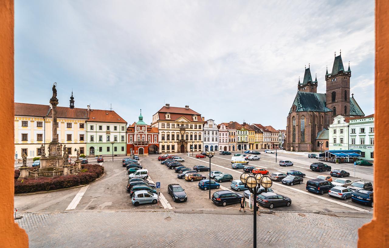 Unique Central Square Business Apt. Hradec Králové Zewnętrze zdjęcie